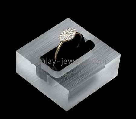 Acrylic display manufacturers customize jewelry ring display holders RDJ-123