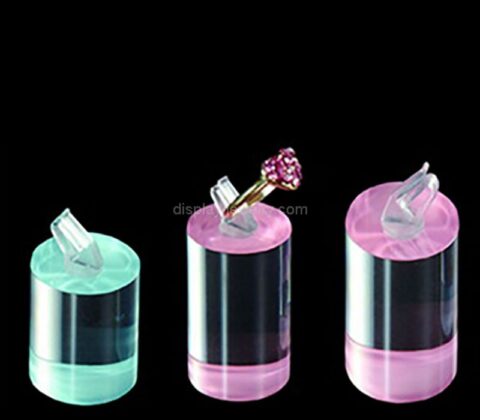 Wholesale custom acrylic cylinder-shaped rings display blocks