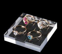 Wholesale custom acrylic rings display block RDJ-403 Wholesale custom acrylic rings display block