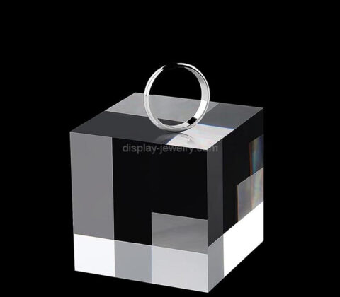 Wholesale custom plexiglass ring display cube