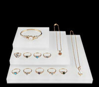 Wholesale custom perspex jewellery display blocks