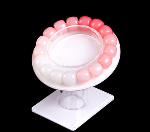 Custom plexiglass trade shows bead bracelets holder stand