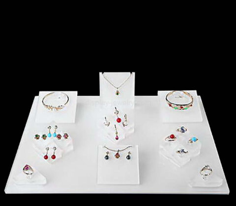 Custom acrylic retail jewellery display props