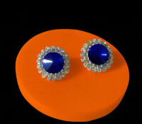 Custom acrylic round ear studs display block base
