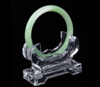 Custom acrylic exhibitors jade bangle holder