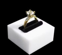 Custom acrylic retail jewelry ring display block RDJ-448 Custom acrylic retail jewelry ring display block