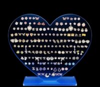Custom acrylic heart shaped earring holder stand EDJ-742 Custom acrylic heart shaped earring holder stand