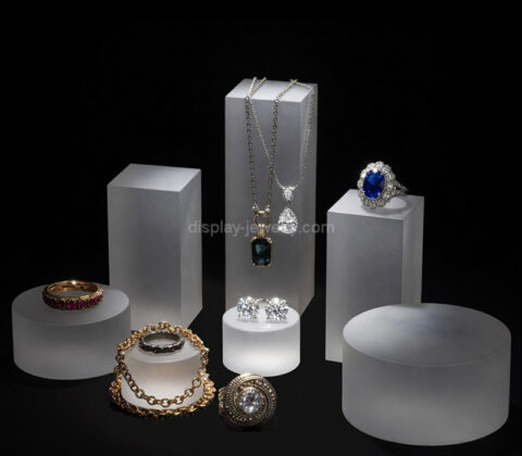 Custom acrylic jewelry display blocks